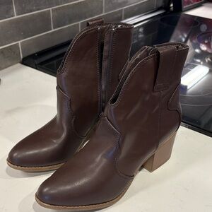 Sonoma Dark Brown Ankle Booties